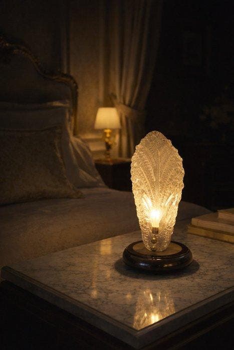 Tafellamp - Muranoglas - Een blad met etiket, Antiek en Kunst, Curiosa en Brocante
