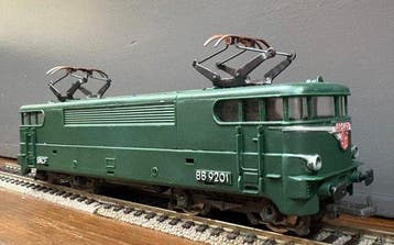 Jouef H0 - 433 - Locomotive électrique (1) - SNCF BB9201, Hobby & Loisirs créatifs