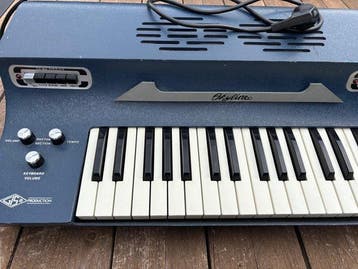 GIS PRODUCTION - Skyline 37T - - Muziekinstrumenten - Italië, Nieuw