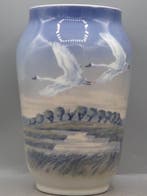 Royal Copenhagen - Vaas - Porselein - Twee zwanen in vlucht