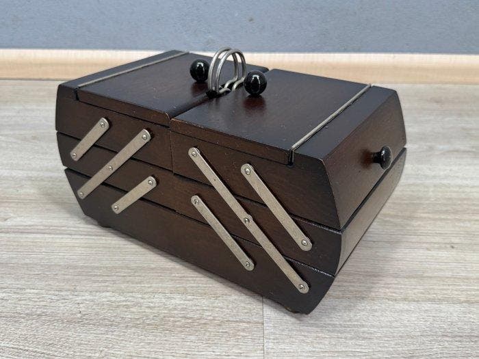 Kist - Hout - Uitklapbare naaikist, Antiek en Kunst, Curiosa en Brocante