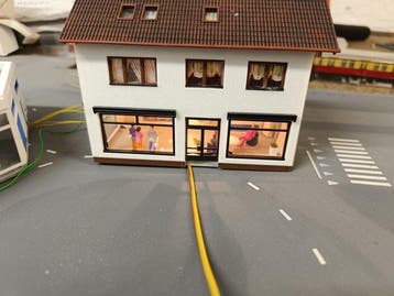 Faller H0 - Modeltreingebouwen (4)