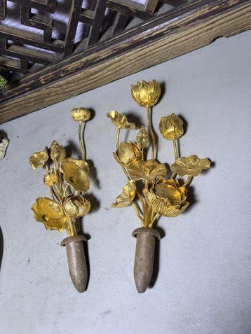 Decoratief ornament (2) - Set of 2 / Buddhist Golden Flower