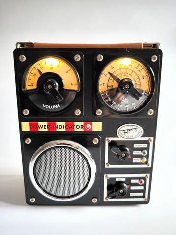 Spirit of St. Louis S.O.S - Field Transistor Radio, Nieuw