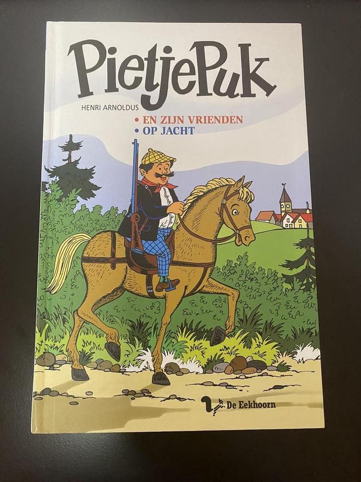 Pietje Puk Omnibus en zijn vrienden + op jacht, Boeken, Overige Boeken, Gelezen, Verzenden