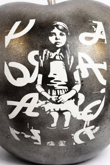Daluxe Art - 1999 • REBEL APPLE, Antiquités & Art, Art | Objets design
