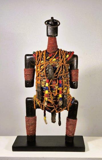 Fetisj figuur - Bamileke - Kameroen - Grote Namji-pop van 41