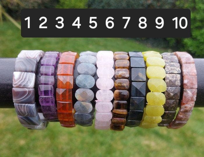 Set elastische armbanden. Echte edelsteen zonder defect., Verzamelen, Mineralen en Fossielen