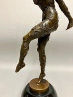 Sculpture, Danseres naar Chiparus - 40 cm - Bronze