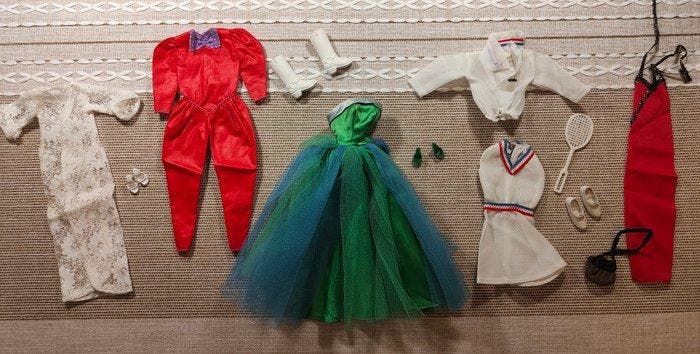 Mattel - Barbiepop Lotto Vintage Barbie Abiti e Accessori -, Antiek en Kunst, Antiek | Speelgoed