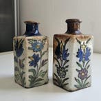 Fles (2) - Steengoed - Vijf hoekige oliefles