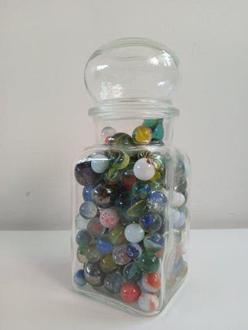 Diverse merken - Billes Glas 1,2 kg inclusief glazen pot -