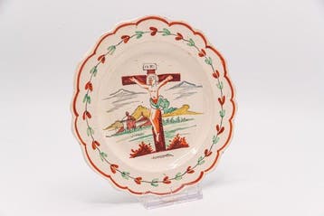 Bord creamware, rond 1800, kruisiging christus - Aardewerk -