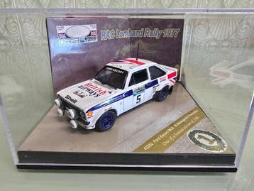 IXO, Vitesse 1:43 - Model raceauto (2) - Hyundai I20 Coupe