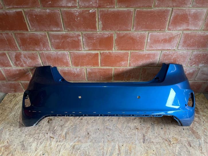 Pare-chocs arr. Ford Fiesta Mk8 2017 - 2021 4xPDC, Autos : Pièces & Accessoires, Carrosserie & Tôlerie, Ford, Utilisé, Arrière