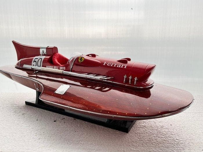 Ferrari Arno IX clouté maquette de luxe 55 cm 1:14 -, Hobby en Vrije tijd, Modelauto's | 1:5 tot 1:12