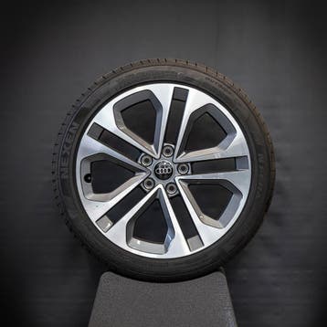 18 inch velgen Audi A3 Zomerbanden 225/40/18  Origineel, Auto-onderdelen, 18 inch, Banden en Velgen, Nieuw, Ophalen of Verzenden