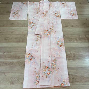 Ensemble kimono japonais — Komon () rose bébé et Tsukesage