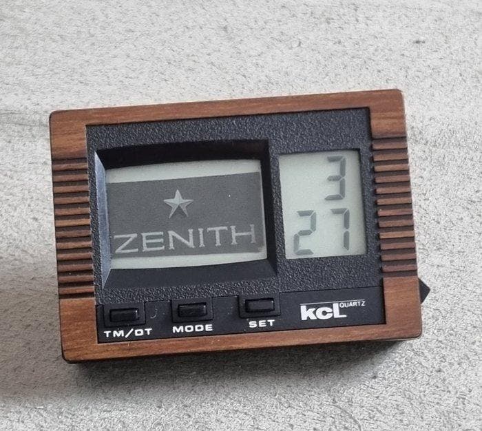 Tafelklok - Zenith - Vintage Plastic - 1970-1980, Antiek en Kunst, Antiek | Klokken