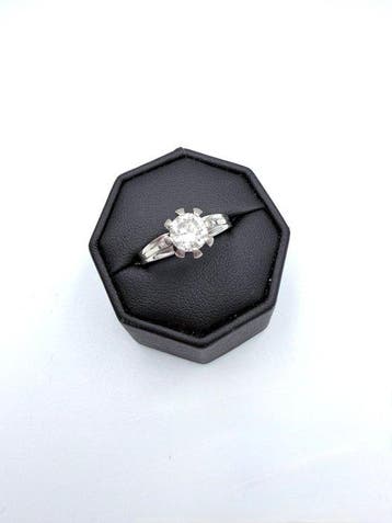 Ring - 14 karaat Witgoud - 1.02ct. tw. Diamant (Natuurlijk), Nieuw