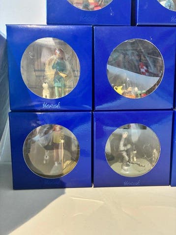 Moulinsart - Tintin - Ensemble de 17 dioramas Moulinsart -, Nieuw
