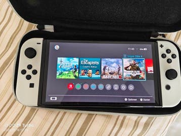 Nintendo - Switch - Nintendo Switch OLED White - Handheld