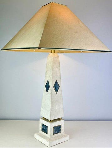L. Drimmer - Tafellamp - Composiet - Exclusieve Obelisk lamp