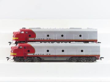 International Hobby Corp H0 - 1926 - Locomotive diesel (1) -