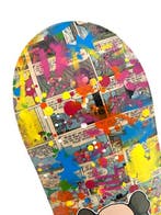 Koen Betjes (1992) - Skatedeck Rebellious Kaws x Collage, Antiek en Kunst