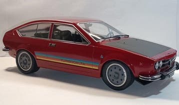 KK-Scale 1:18 - Model sportwagen - Alfa Romeo Alfetta GTV