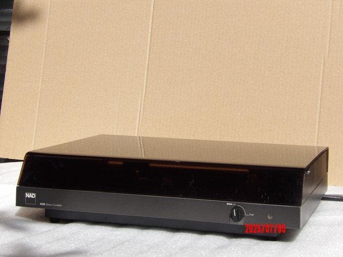 NAD - 5120 Platenspeler, Audio, Tv en Foto, Radio's