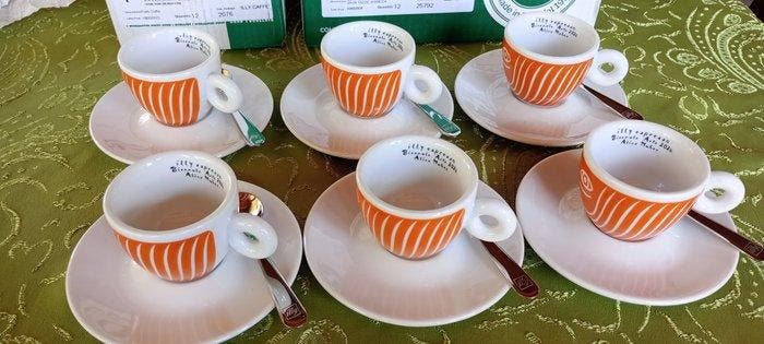 Illy caffe - Alice Maher - Koffieservies (18) - biennale, Antiek en Kunst, Antiek | Meubels | Tafels