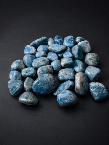 ***SANS RÉSERVE*** Lot de cristaux polies dafghanite rares