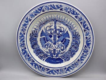 De Porceleyne Fles, Delft - Bord (2) - PAX / Nederland zal, Antiek en Kunst