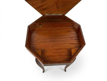 Bijzettafel - Wortelnotenhout, Walnoot, Esdoorn, Satijnhout,