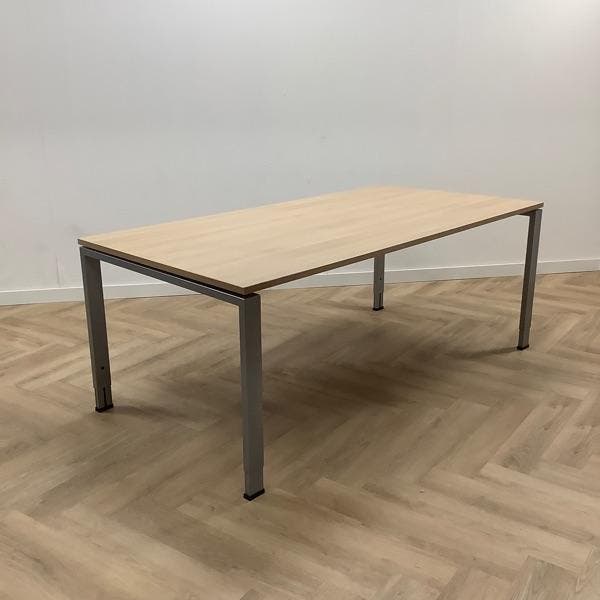 Vario verstelbaar bureau / tafel, (bxd) 200x100 cm, Licht, Maison & Meubles, Bureaux