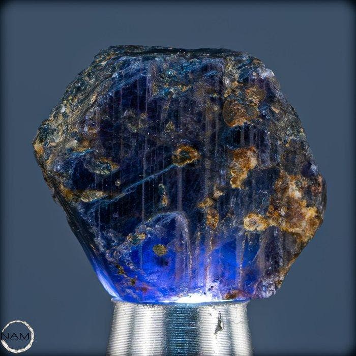 Natuurlijke ruwe saffier met intensieve blauwtinten - 62,10, Collections, Minéraux & Fossiles