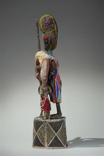 Een kralensculptuur - Yoruba - Nigeria (Zonder minimumprijs)