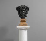 Sculpture, Medusa Rondanini in marmo nero - 57 cm - Marbre, Antiquités & Art