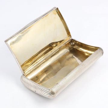 Tabaksdoos - .833 zilver, Antiek en Kunst
