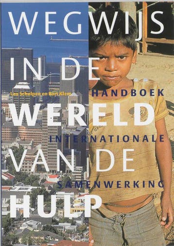 Wegwijs in de wereld van de hulp 9789068325782 L. Schulpen, Boeken, Verzenden, Gelezen, L. Schulpen