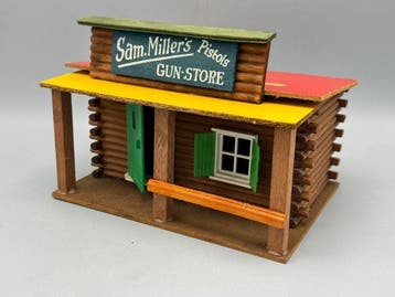 VERO / DEMUSA Elastolin – Sam Miller’s Gun Store – houten