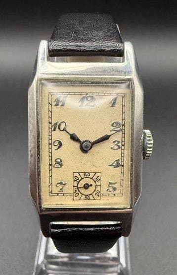 Art Déco Tank - Mechanical - Rectangular Case – Small, Nieuw