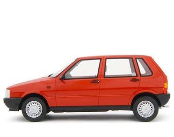 Laudoracing 1:18 - Model kleine stadsauto - Fiat Uno 55S 5p