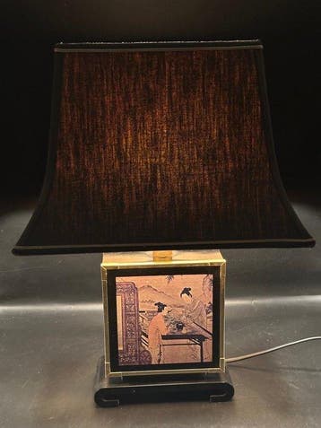 Le Dauphin, Saint Marcellin, France. - Lamp - Tafellamp Tu