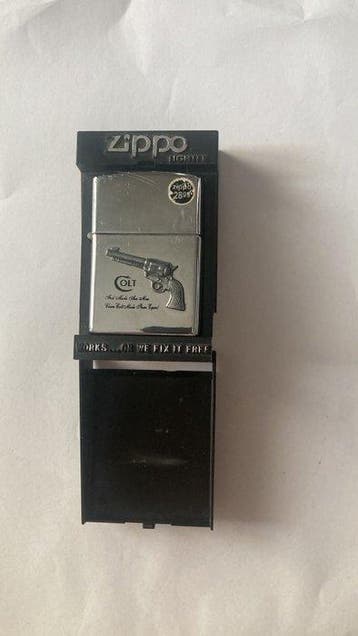 Zippo, Lighter Colt God Made All Men... – Vintage 1996, Nieuw