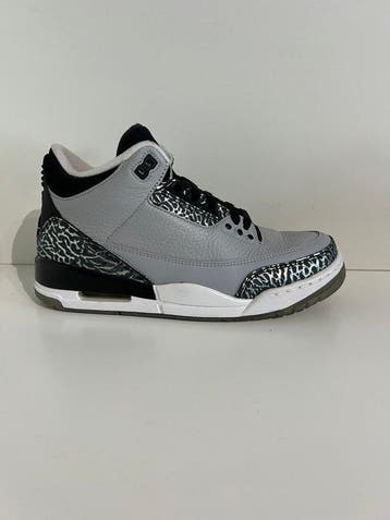 Nike - Air Jordan 3 Retro - Sneakers - Maat: EU 40, Nieuw