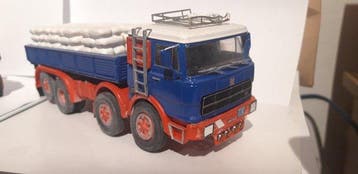 1:43 - Model vrachtwagen - FIAT Camion - mit aanhanger