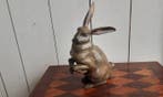 P. Chenet - Beeld, Groot Konijn - 22.5 cm - Brons