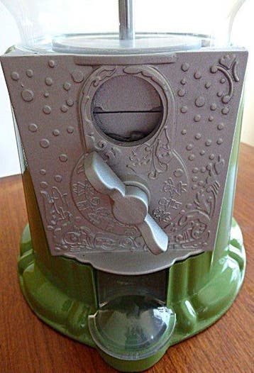 Flipper - des distributeurs automatiques de bonbons